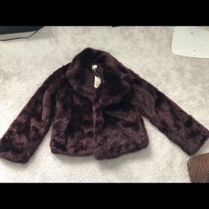 NWT PLUM FAUX FUR COAT/JACKET SIZE SMALL